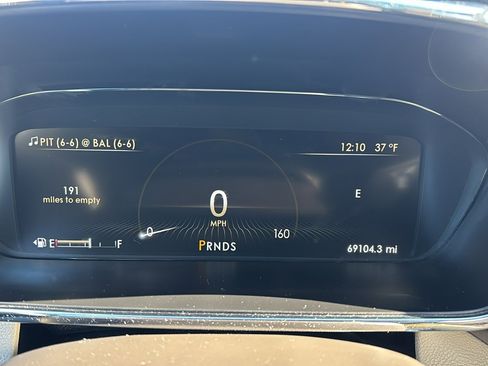 Used 2017 Lincoln Continental Reserve w/ Climate Package image 19