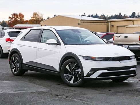 New 2026 Hyundai Ioniq 5 SE image 1