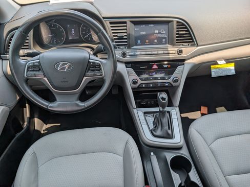 Used 2018 Hyundai Elantra Value Edition FWD image 8