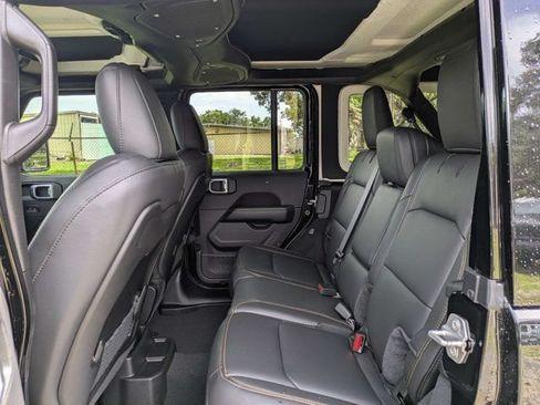 New 2026 Jeep Wrangler Unlimited Sahara AWD/4WD image 13