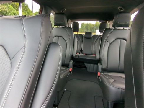 New 2026 Chrysler Voyager LX image 13