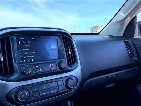 Used 2019 Chevrolet Colorado LT RWD image 35