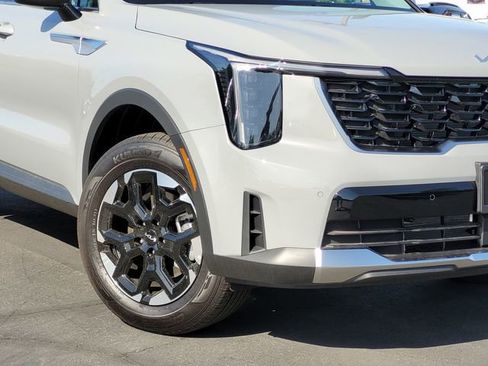 New 2026 Kia Sorento S AWD/4WD image 3