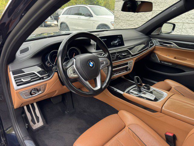 Used 2017 BMW 740i RWD image 6