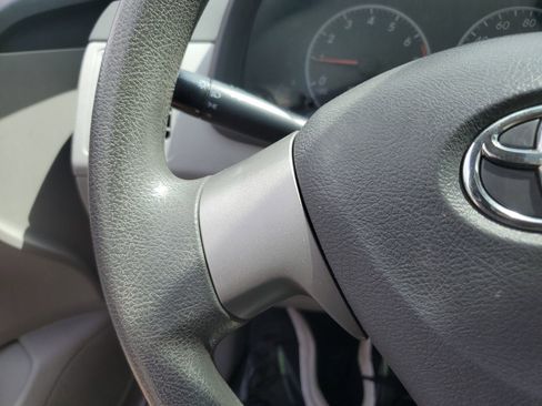 Used 2010 Toyota Corolla LE FWD image 22