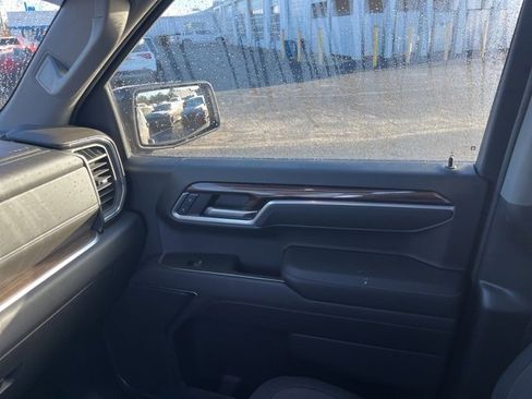 Used 2022 Chevrolet Silverado 1500 RST w/ Redline Edition image 25