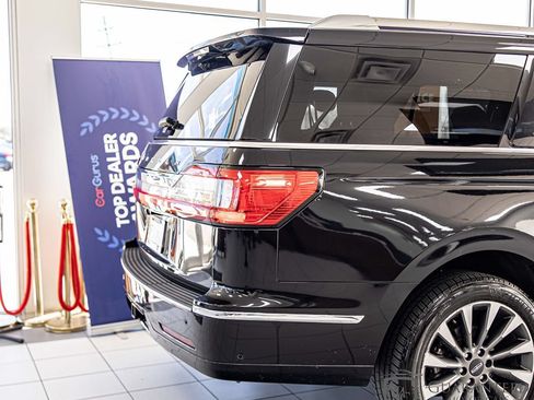 Used 2021 Lincoln Navigator L Reserve AWD/4WD image 12