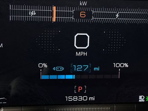 Used 2025 GMC Hummer EV 2X AWD/4WD image 17