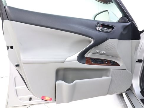 Used 2006 Lexus IS 350 image 20