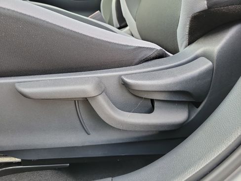 Certified 2025 Nissan Versa S w/ Trunk Package image 16