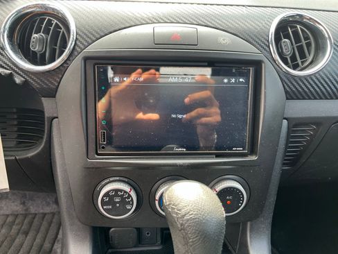 Used 2013 MAZDA MX-5 Miata Sport RWD image 20