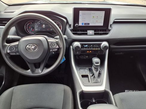 Used 2023 Toyota RAV4 LE FWD image 12