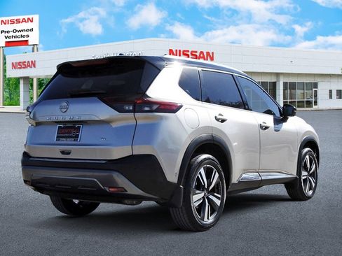 Certified 2023 Nissan Rogue SL w/ SL Premium Package image 4