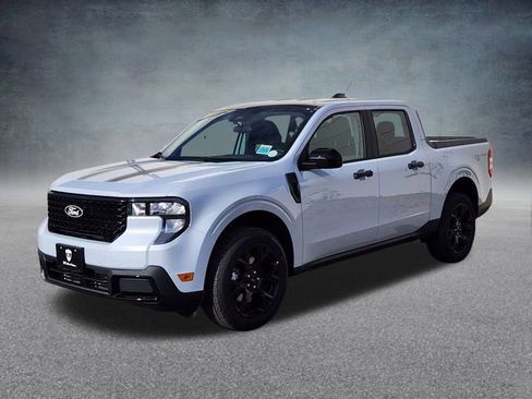 New 2025 Ford Maverick XLT w/ XLT Luxury Package image 3
