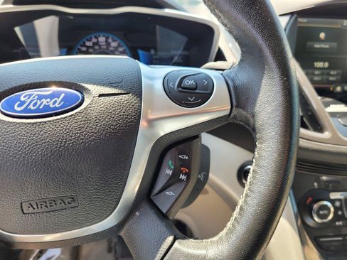 Used 2015 Ford C-MAX SEL w/ Equipment Group 302A FWD image 32