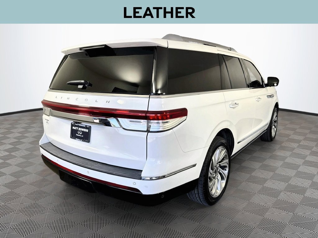 Used 2022 Lincoln Navigator Reserve RWD image 5