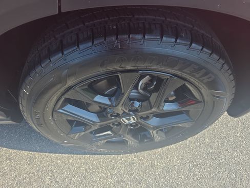 Certified 2024 Honda HR-V Sport image 30
