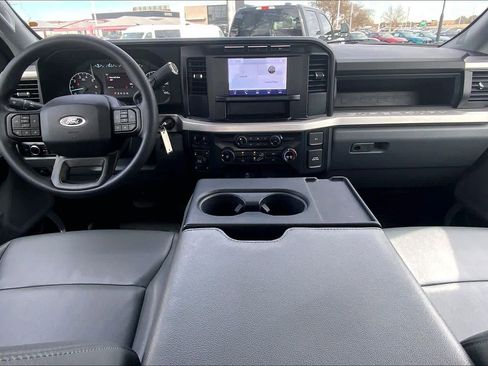 Used 2023 Ford F250 XL w/ Snow Plow Prep Package image 15