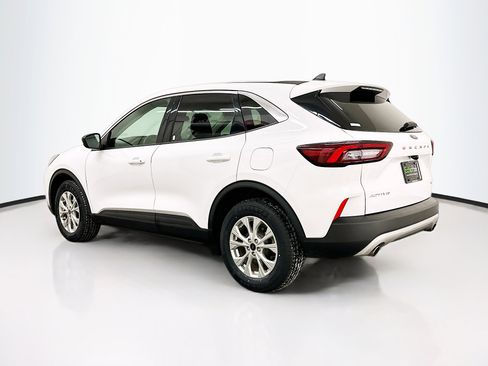 Used 2023 Ford Escape Active image 5