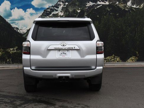 Certified 2024 Toyota 4Runner SR5 Premium image 10