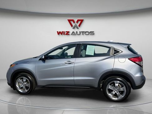 Used 2021 Honda HR-V LX image 2