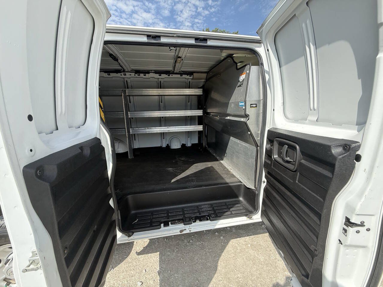Used 2020 Chevrolet Express 2500 w/ Driver Convenience Package RWD image 15