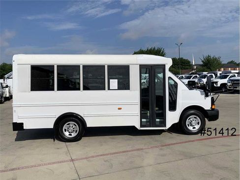 Used 2015 Chevrolet Express 3500 w/ School Bus Package image 5