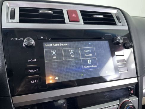 Used 2015 Subaru Legacy 2.5i Premium AWD/4WD image 14