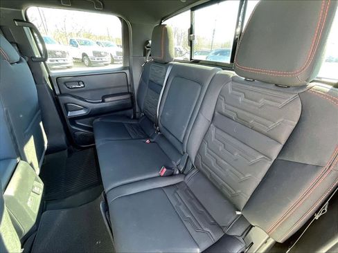 Used 2023 Nissan Frontier PRO-4X w/ Pro Convenience Package image 14