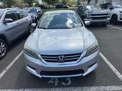 Used 2013 Honda Accord LX image 2
