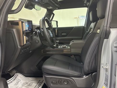 New 2025 GMC Hummer EV 2X AWD/4WD image 9