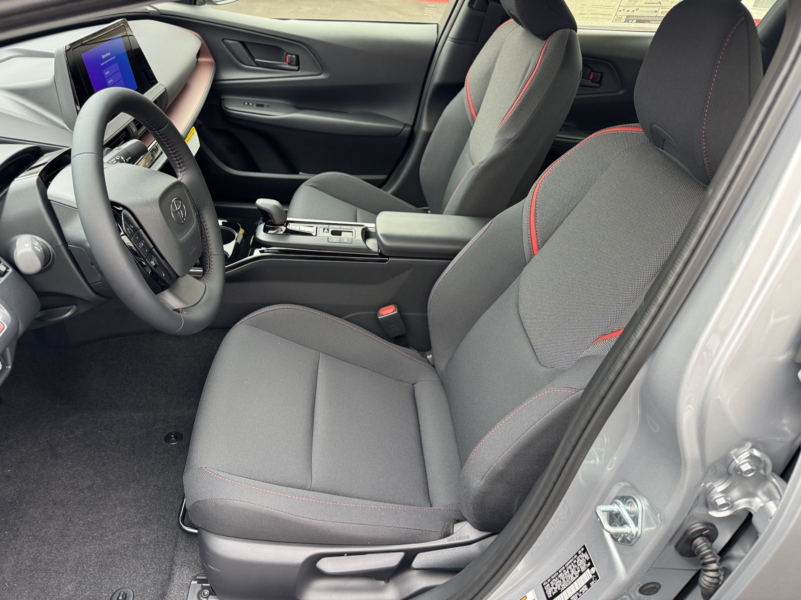 New 2027 Toyota Prius Plug-In Hybrid FWD image 2