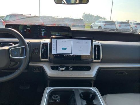 Certified 2025 Ford Expedition Max Active image 16