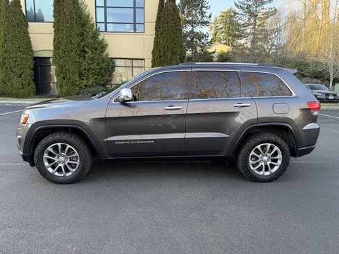 Used 2014 Jeep Grand Cherokee Limited w/ Luxury Group II image 10