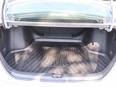 Certified 2024 Honda Accord EX image 31