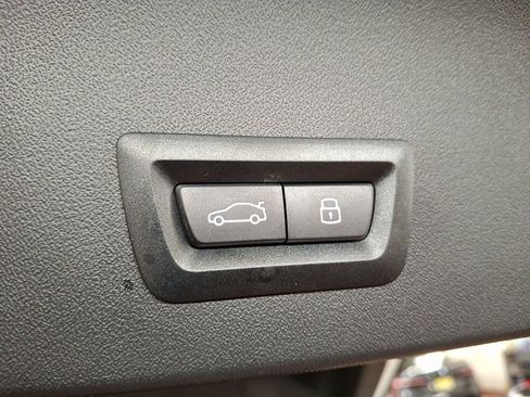 Used 2025 BMW X3 xDrive30i w/ Convenience Package image 28