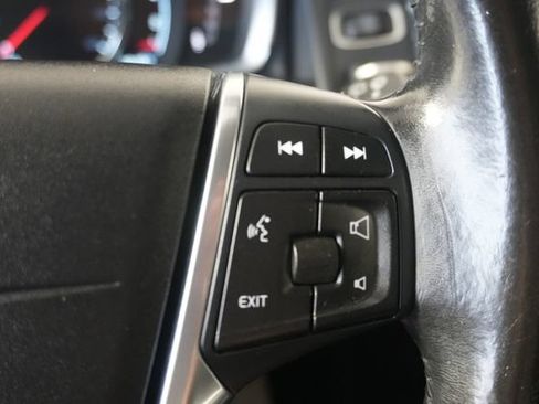 Used 2016 Volvo XC60 T5 Premier AWD/4WD image 15