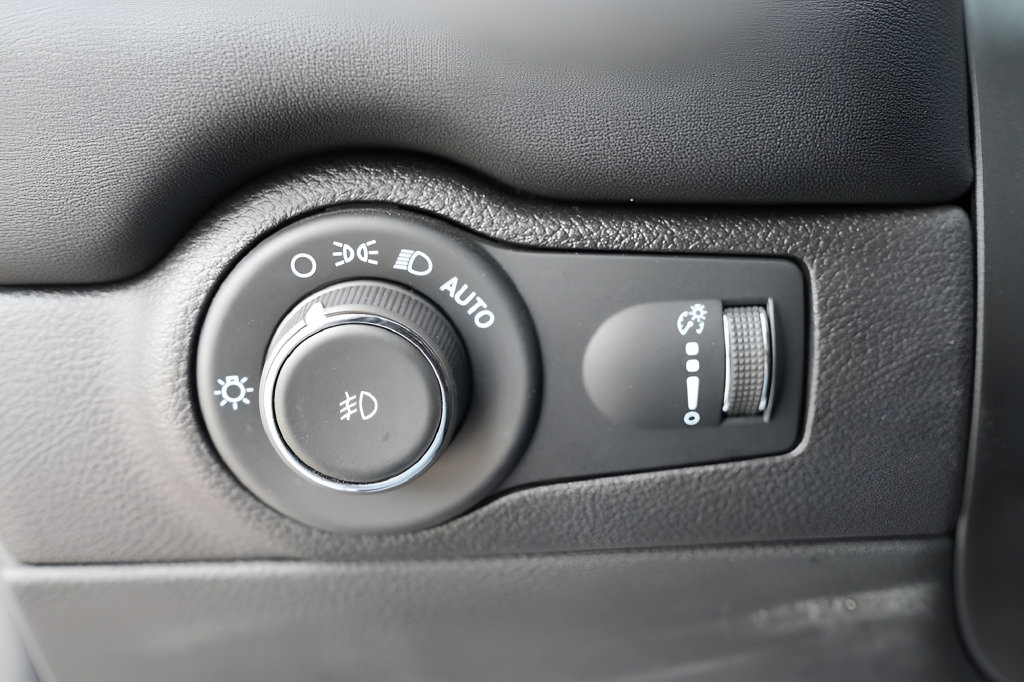 Used 2023 Dodge Durango R/T AWD/4WD image 31