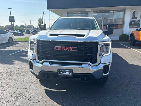 Used 2022 GMC Sierra 2500 Pro w/ Convenience Package AWD/4WD image 2