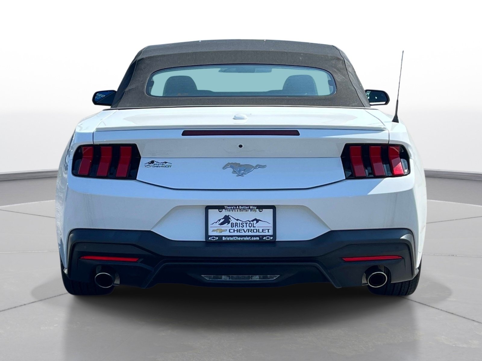 Used 2024 Ford Mustang Premium RWD image 5