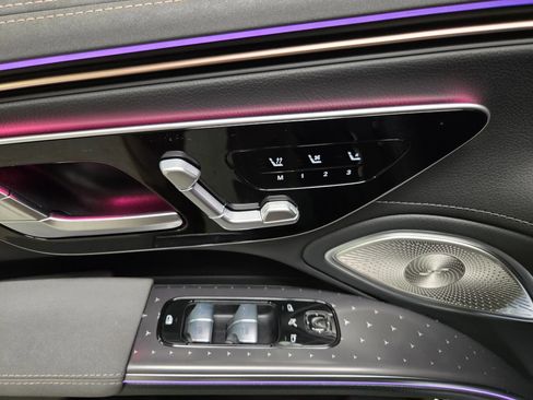 Used 2022 Mercedes-Benz EQS 450+ Sedan image 15