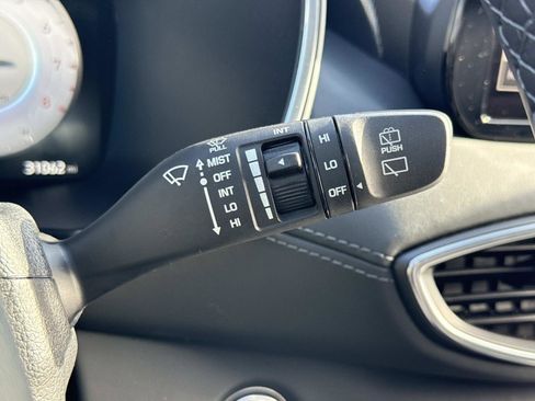 Used 2023 Hyundai Santa Fe SEL w/ Premium Package image 11