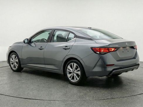 Used 2025 Nissan Sentra S image 6
