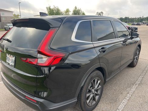 Used 2026 Honda CR-V EX-L image 3