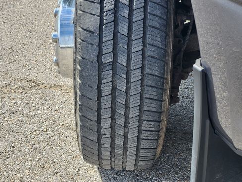 Used 2022 Ford F350 Platinum AWD/4WD image 11