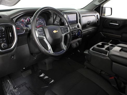 Used 2021 Chevrolet Silverado 1500 LT AWD/4WD image 17