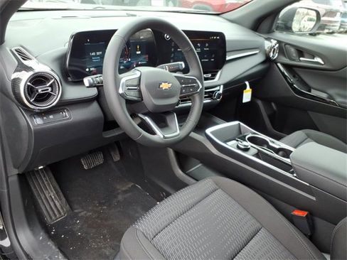 New 2026 Chevrolet Equinox LT image 5