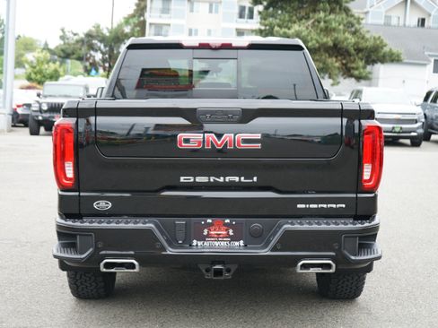 Used 2020 GMC Sierra 1500 Denali w/ Denali Premium Package AWD/4WD image 4