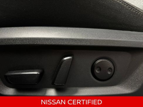 Certified 2025 Nissan Rogue SV AWD/4WD image 26