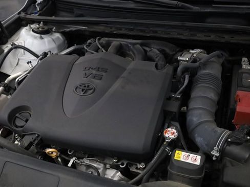 Used 2021 Toyota Avalon XLE w/ Carpet Mat Package (TMS) image 9